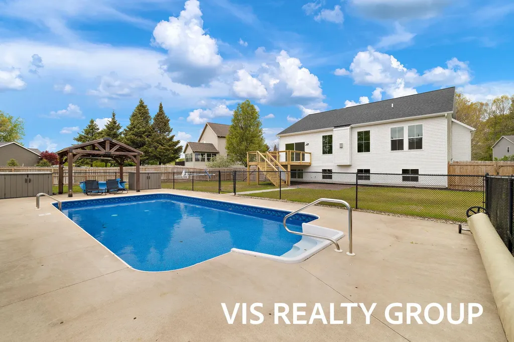 13024 Woodrush Court Grand Haven Charter Township MI 49417