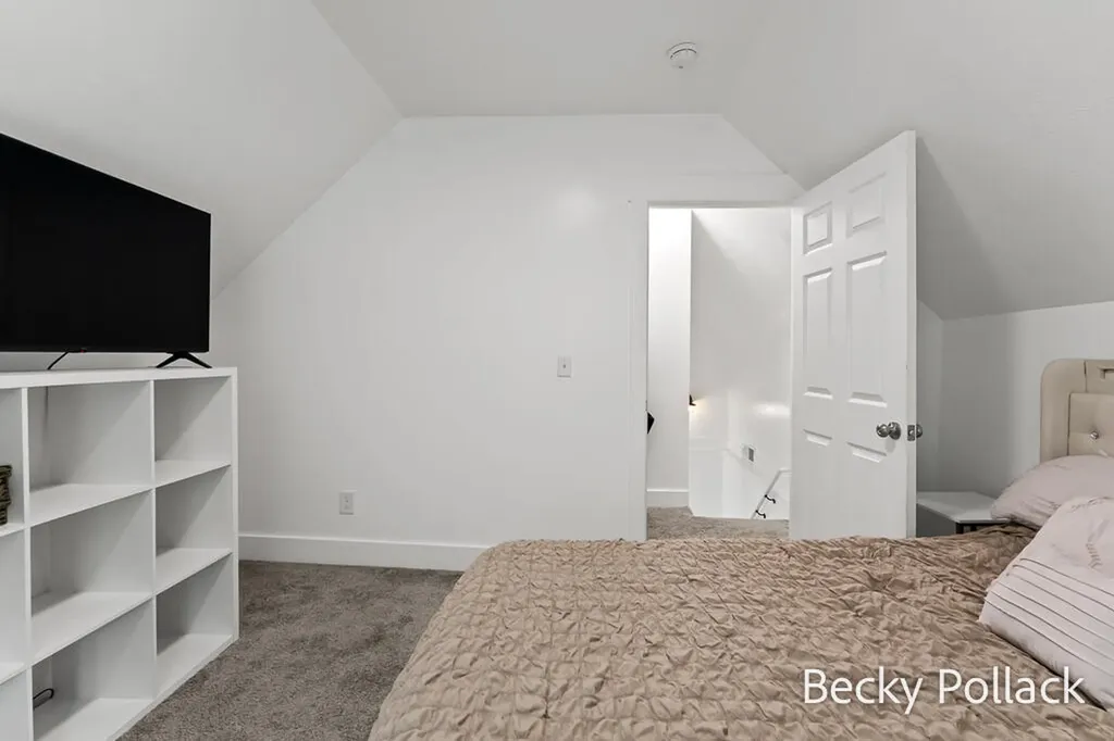 354 W 21st Street Holland City MI 49423
