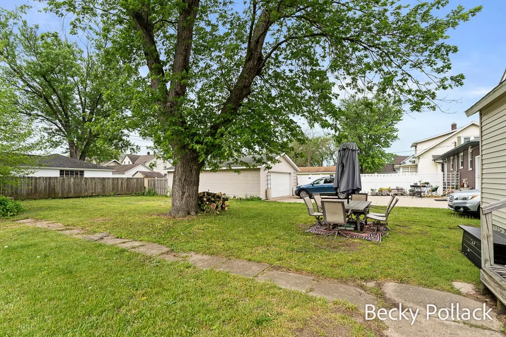 354 W 21st Street Holland City MI 49423
