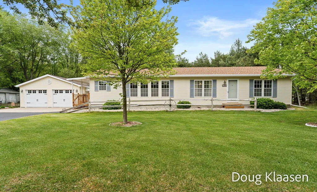 15707 New Holland Street Port Sheldon Township MI 49424