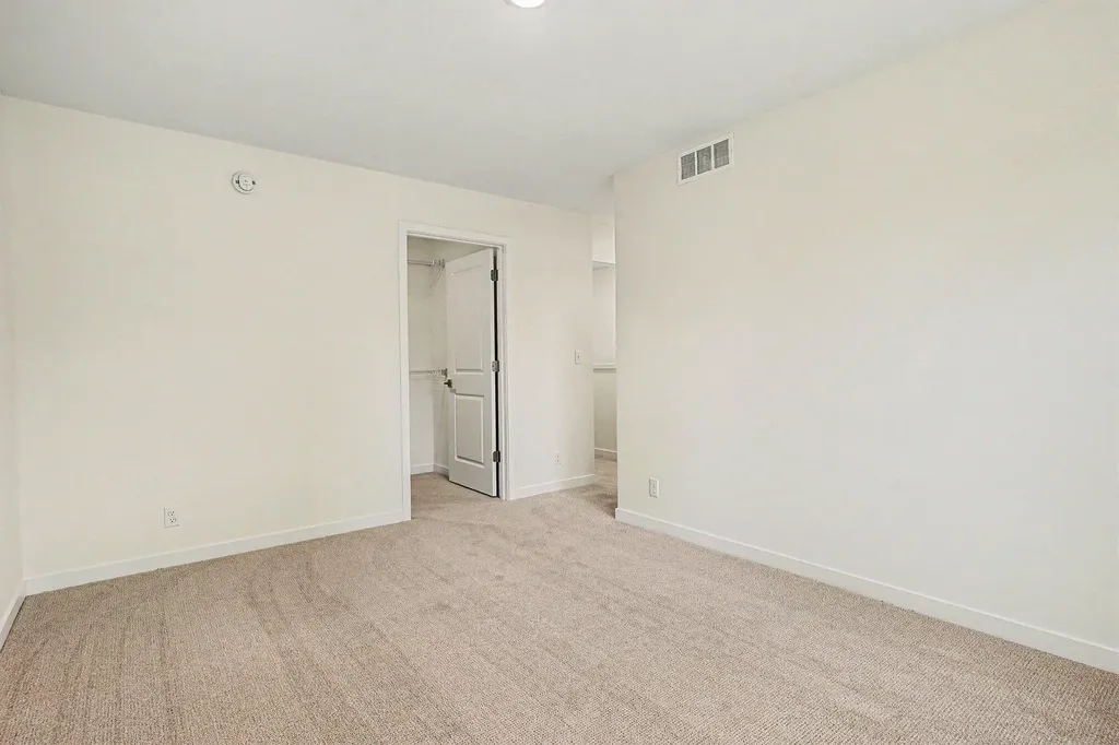 1978 S Shorewood Lane Park Township MI 49423