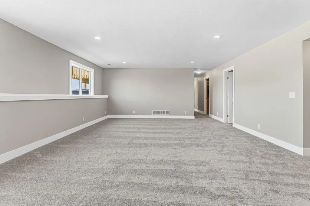11685 Cherrybud Drive Holland Charter Township MI 49424