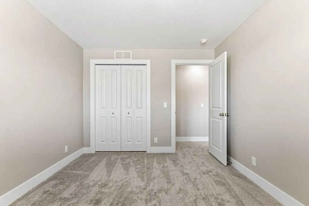 11685 Cherrybud Drive Holland Charter Township MI 49424
