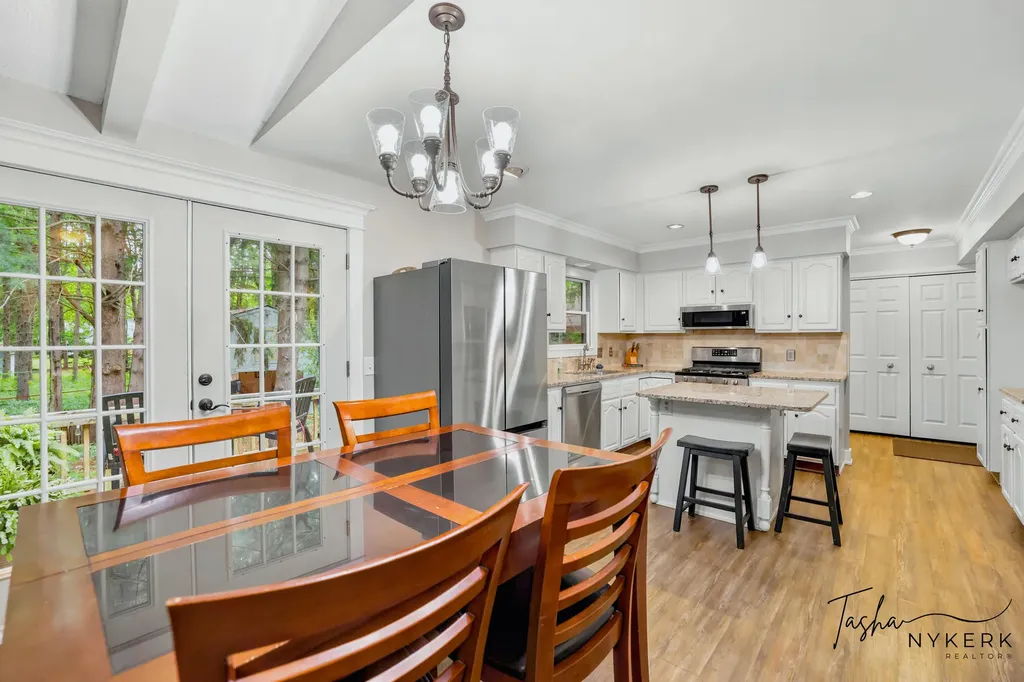 15849 Ryan Drive Park Township MI 49424