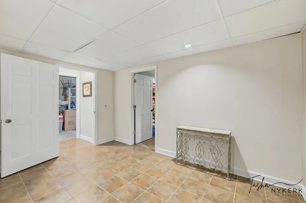 15849 Ryan Drive Park Township MI 49424