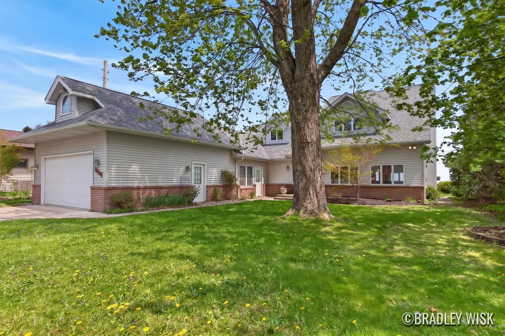 203 S Lake Street Port Sanilac Village MI 48469