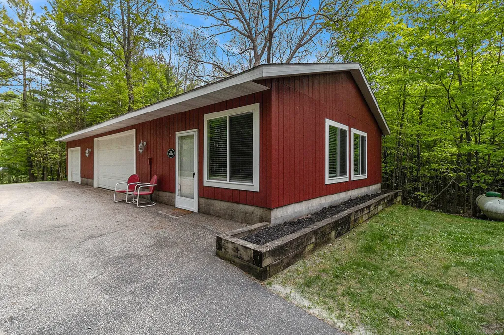 7777 E Washington Road Colfax Township MI 49402