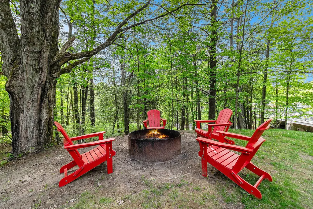 7777 E Washington Road Colfax Township MI 49402