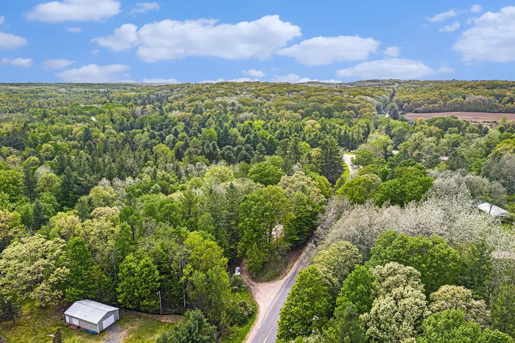 7777 E Washington Road Colfax Township MI 49402