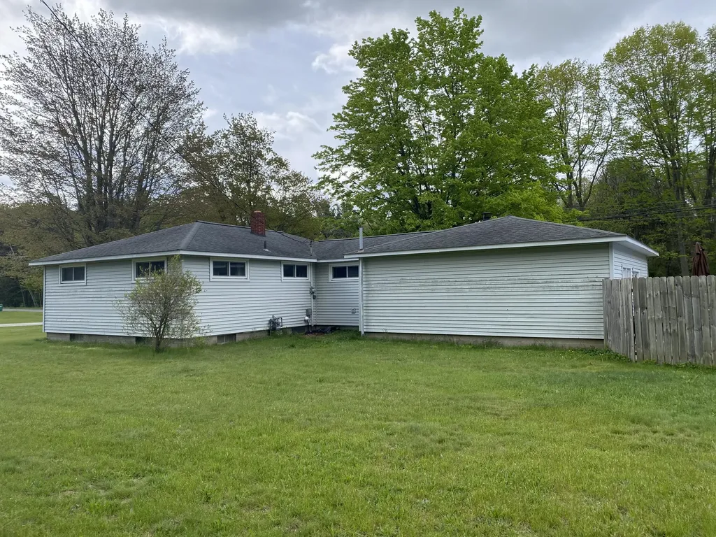 8615 Indian Bay Road White River Township MI 49437