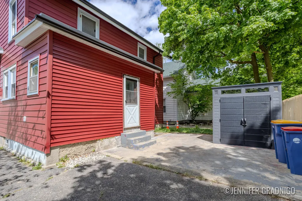 514 N Park Street NE Grand Rapids City MI 49525