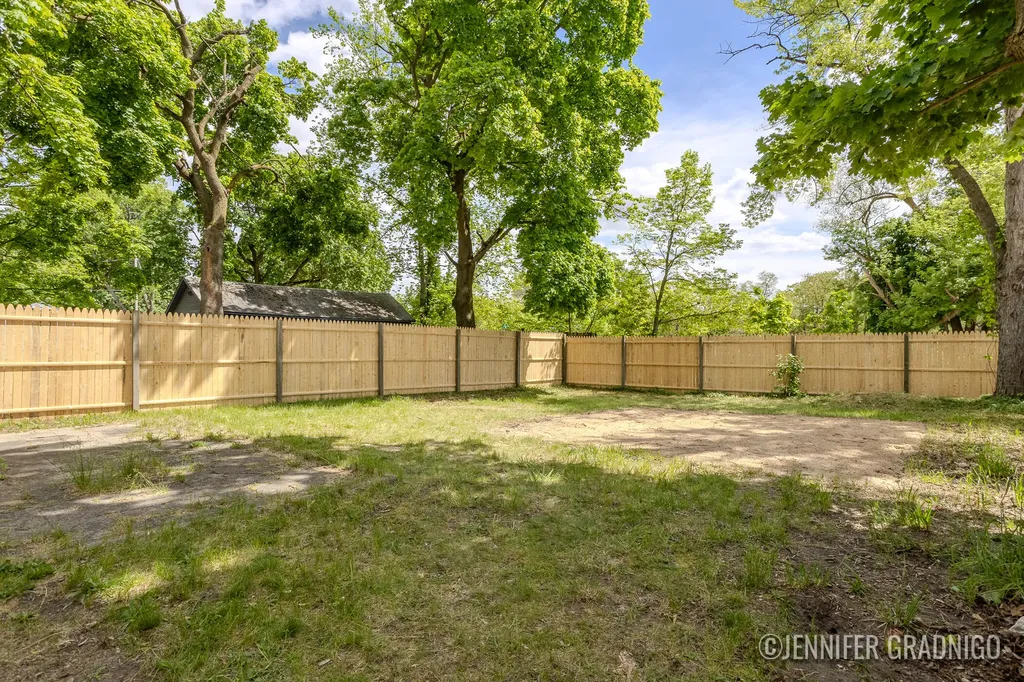 514 N Park Street NE Grand Rapids City MI 49525