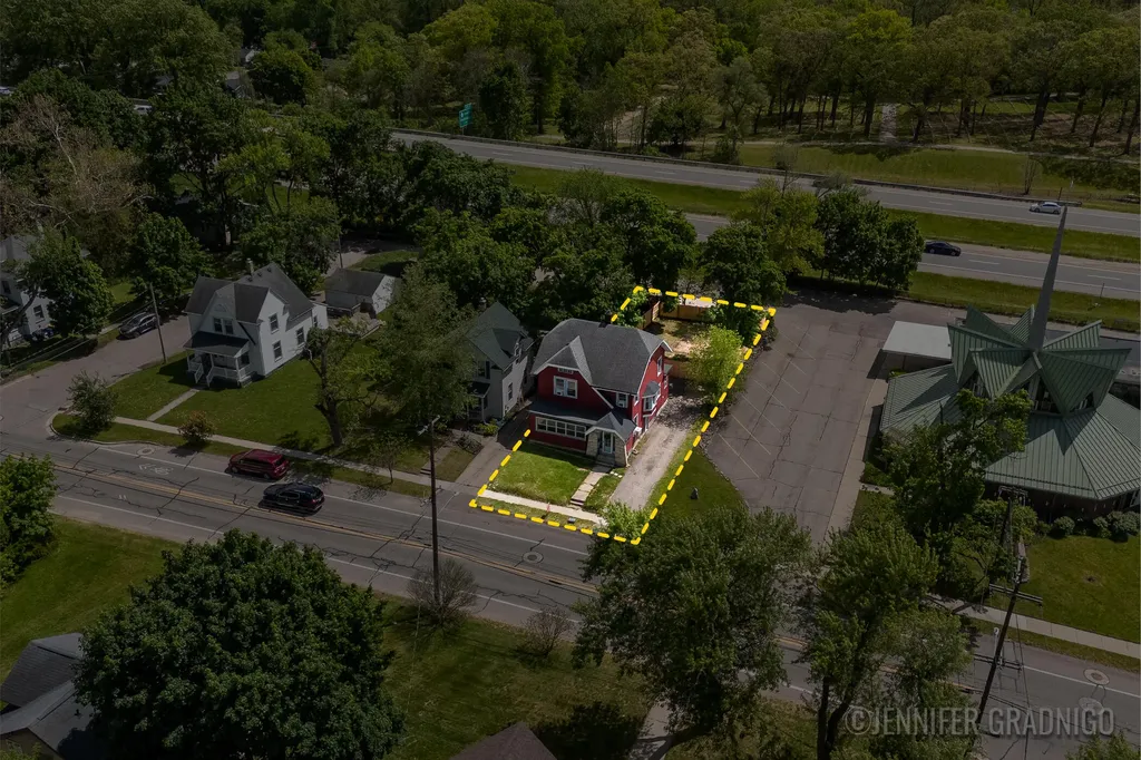 514 N Park Street NE Grand Rapids City MI 49525