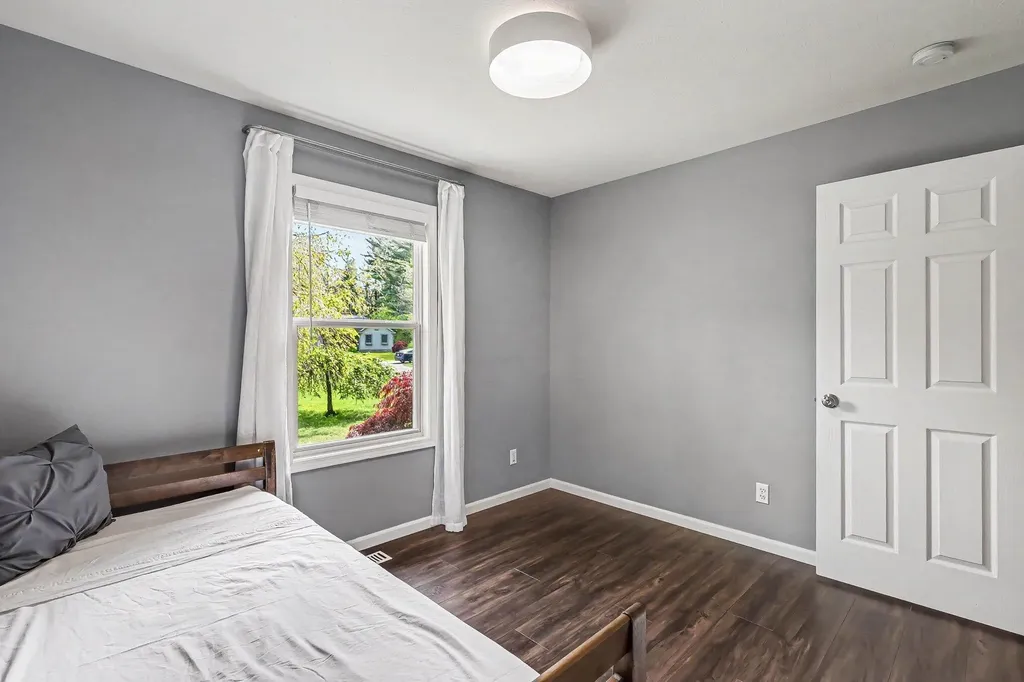 7701 Pinewood Drive Whitehall Township MI 49461