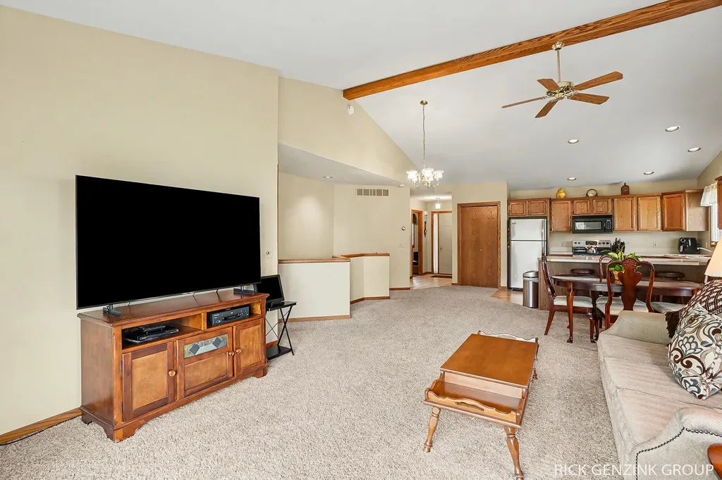 1793 Lakeview Drive Zeeland Charter Township MI 49464