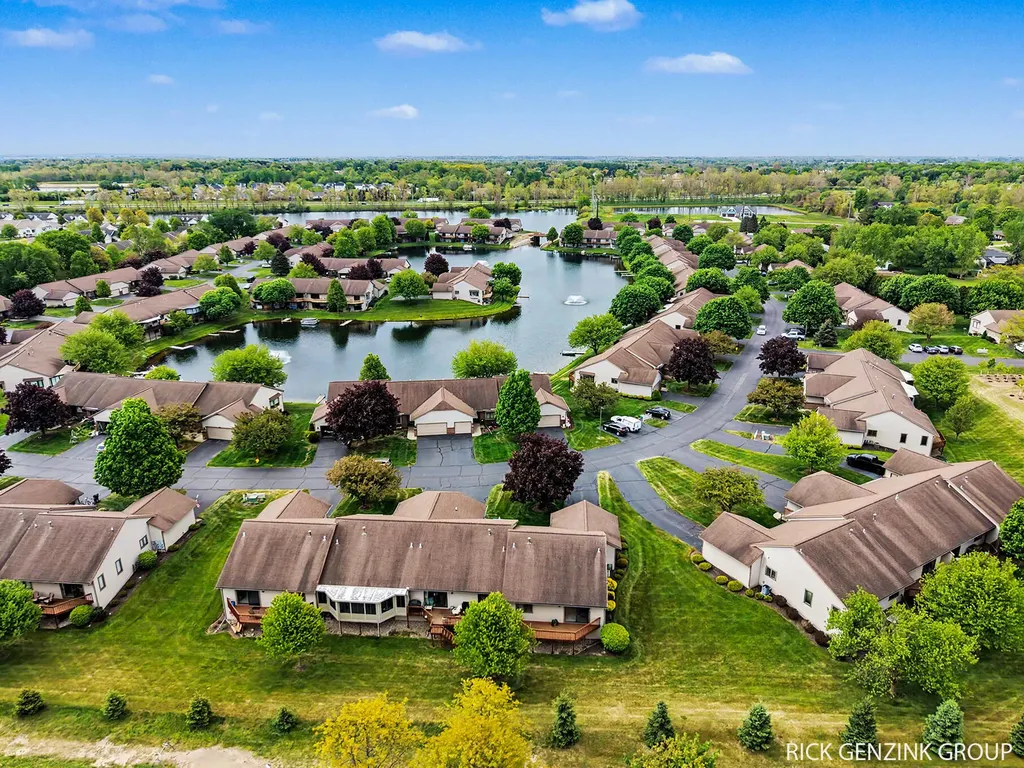 1793 Lakeview Drive Zeeland Charter Township MI 49464