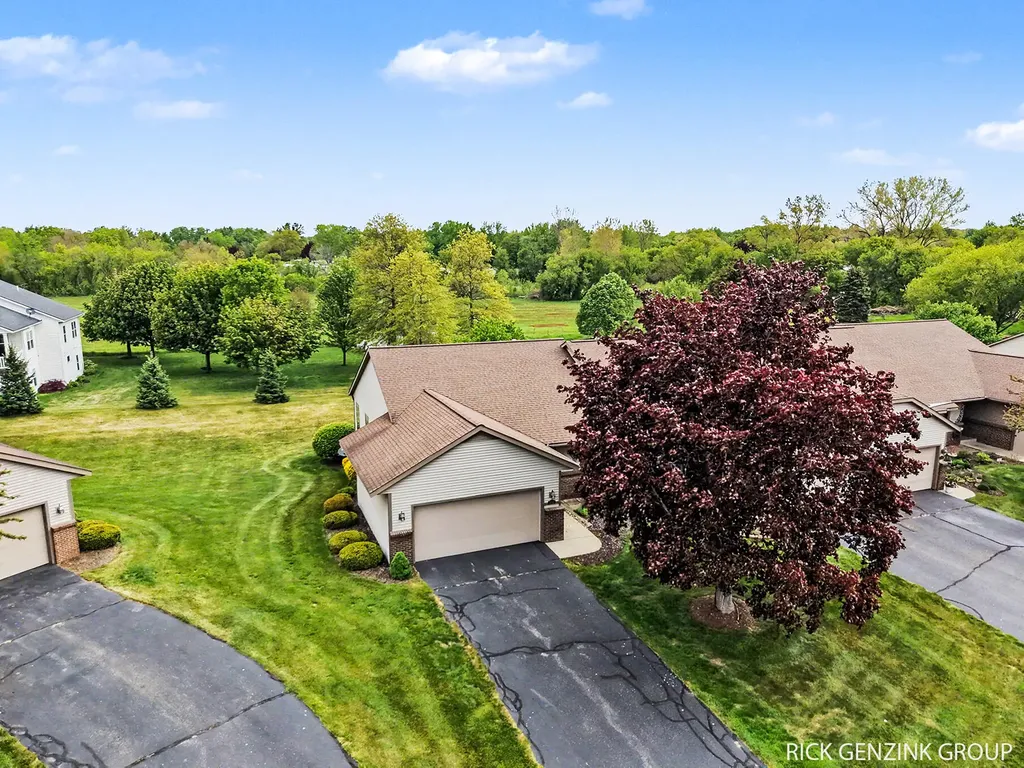 1793 Lakeview Drive Zeeland Charter Township MI 49464