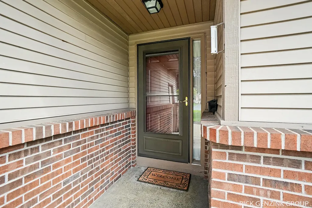 1793 Lakeview Drive Zeeland Charter Township MI 49464