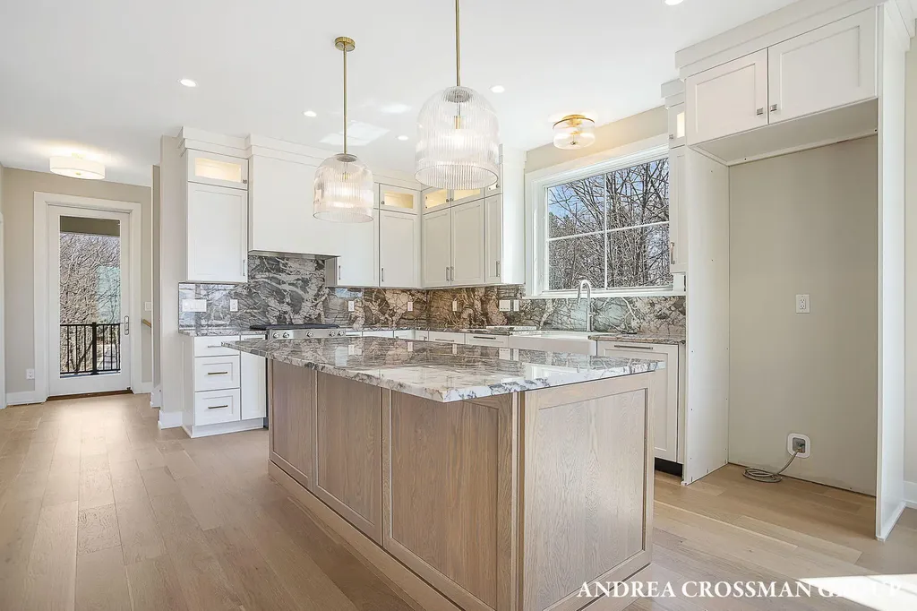 6401 Lakeshore Drive Port Sheldon Township MI 49460