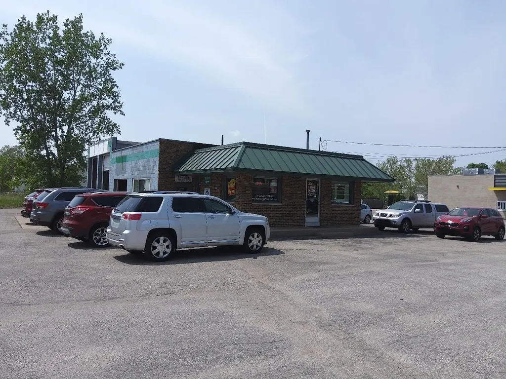 1100 Washington Avenue Holland City MI 49423