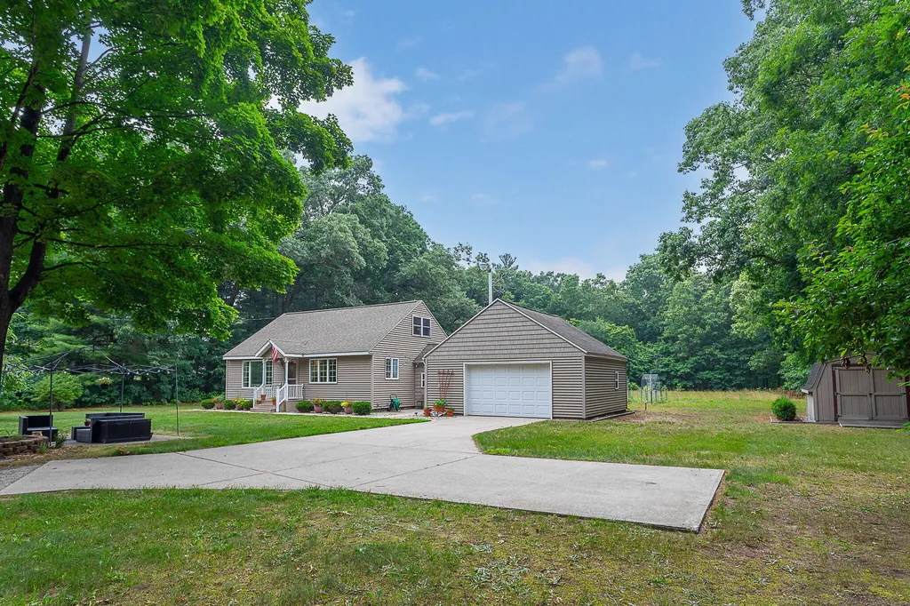 4582 Hall Road Egelston Township MI 49442