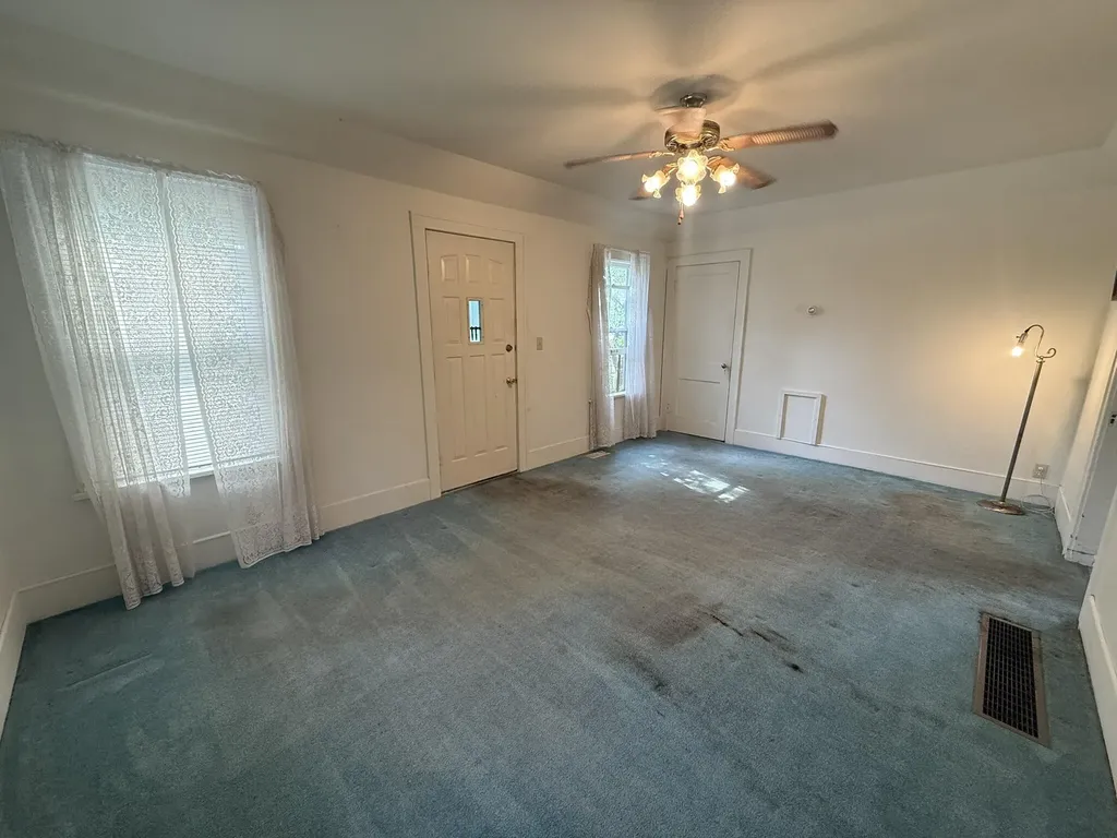 2229 Mcilwraith Street Muskegon Heights City MI 49444