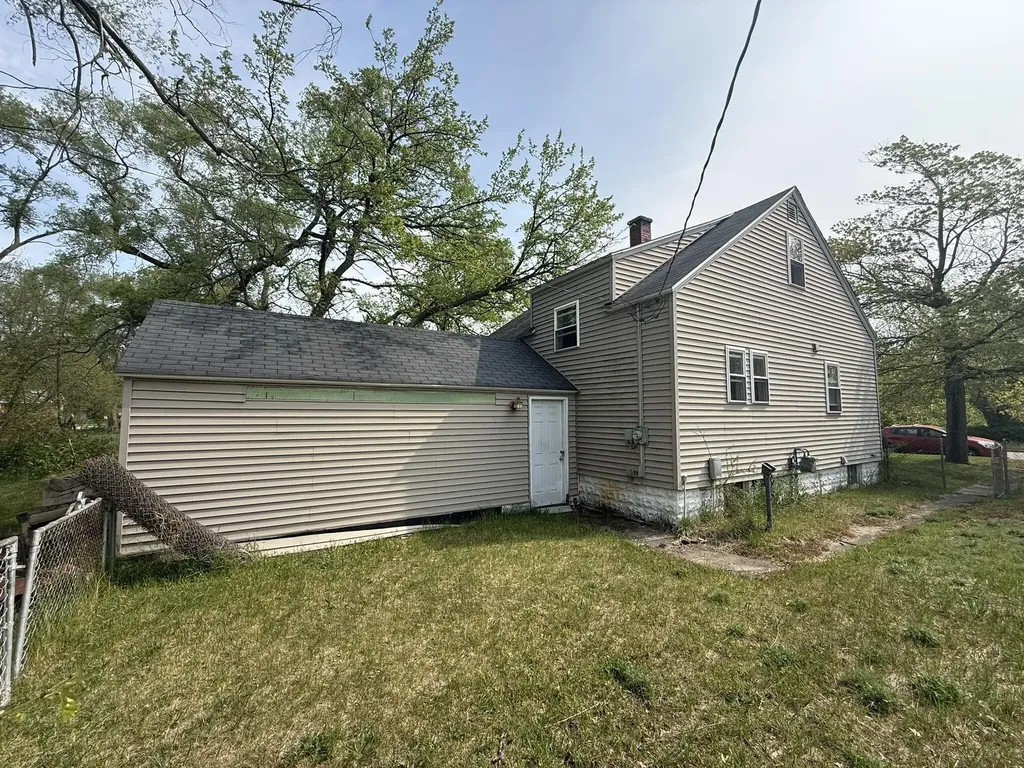2229 Mcilwraith Street Muskegon Heights City MI 49444