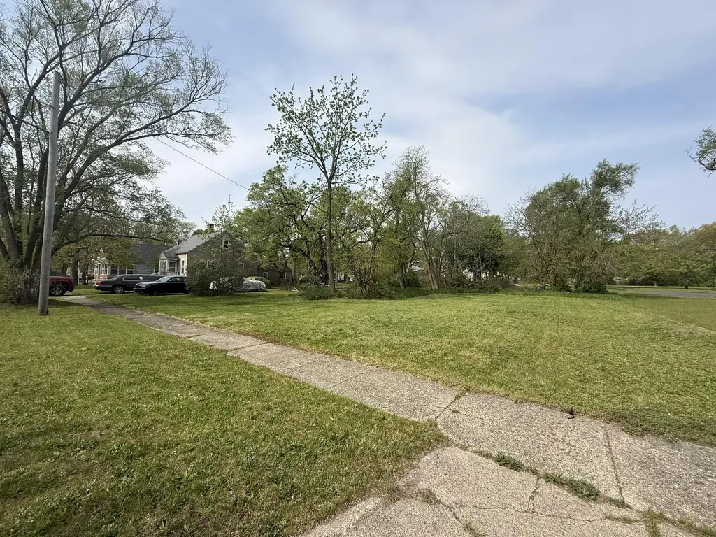 2229 Mcilwraith Street Muskegon Heights City MI 49444