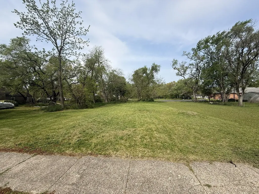 2229 Mcilwraith Street Muskegon Heights City MI 49444