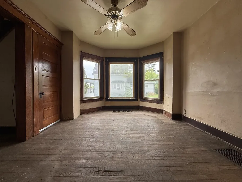 1801 S Washington Avenue Lansing City MI 48910