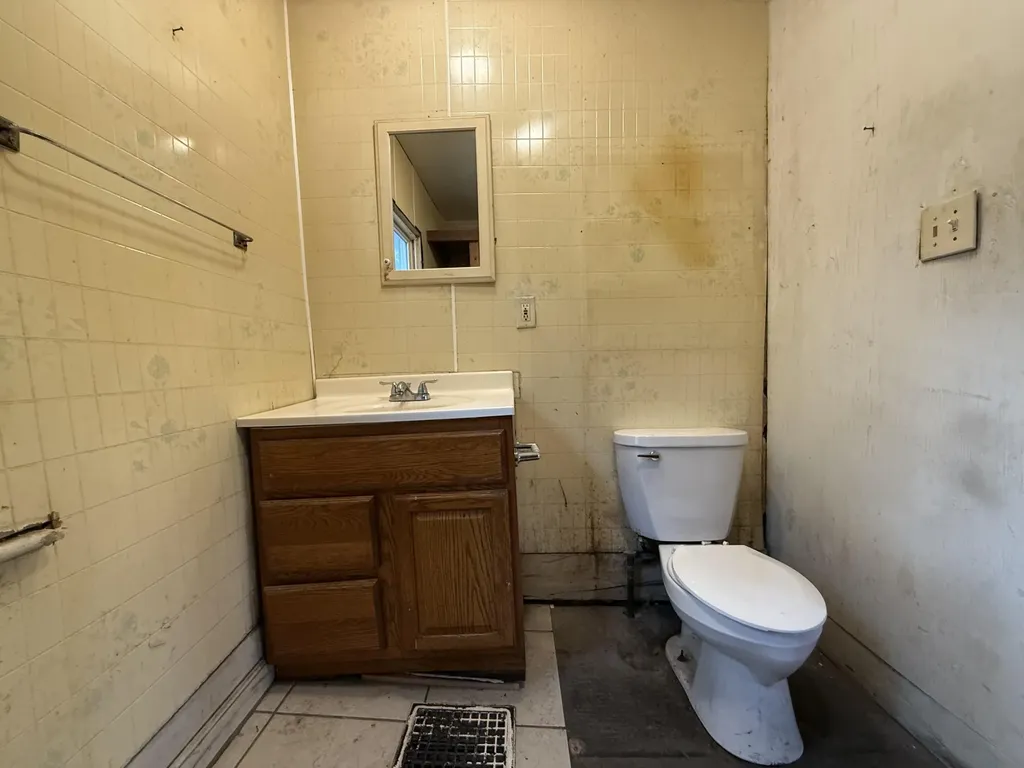 1801 S Washington Avenue Lansing City MI 48910
