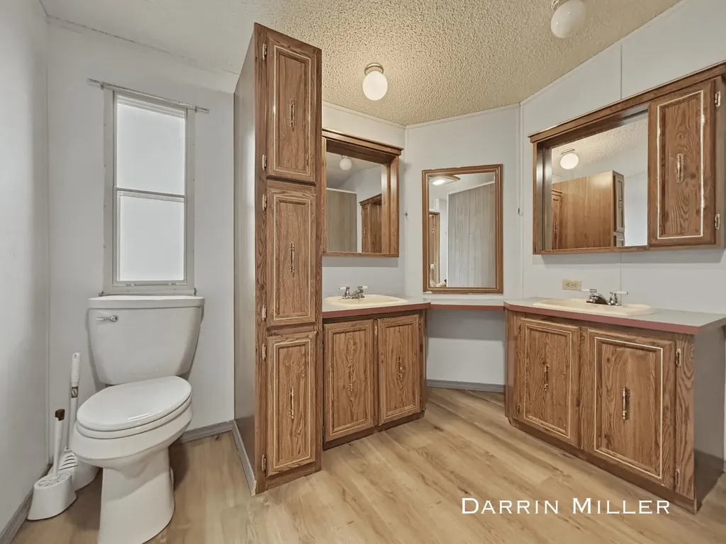 84 Maple Court Muskegon Charter Township MI 49445