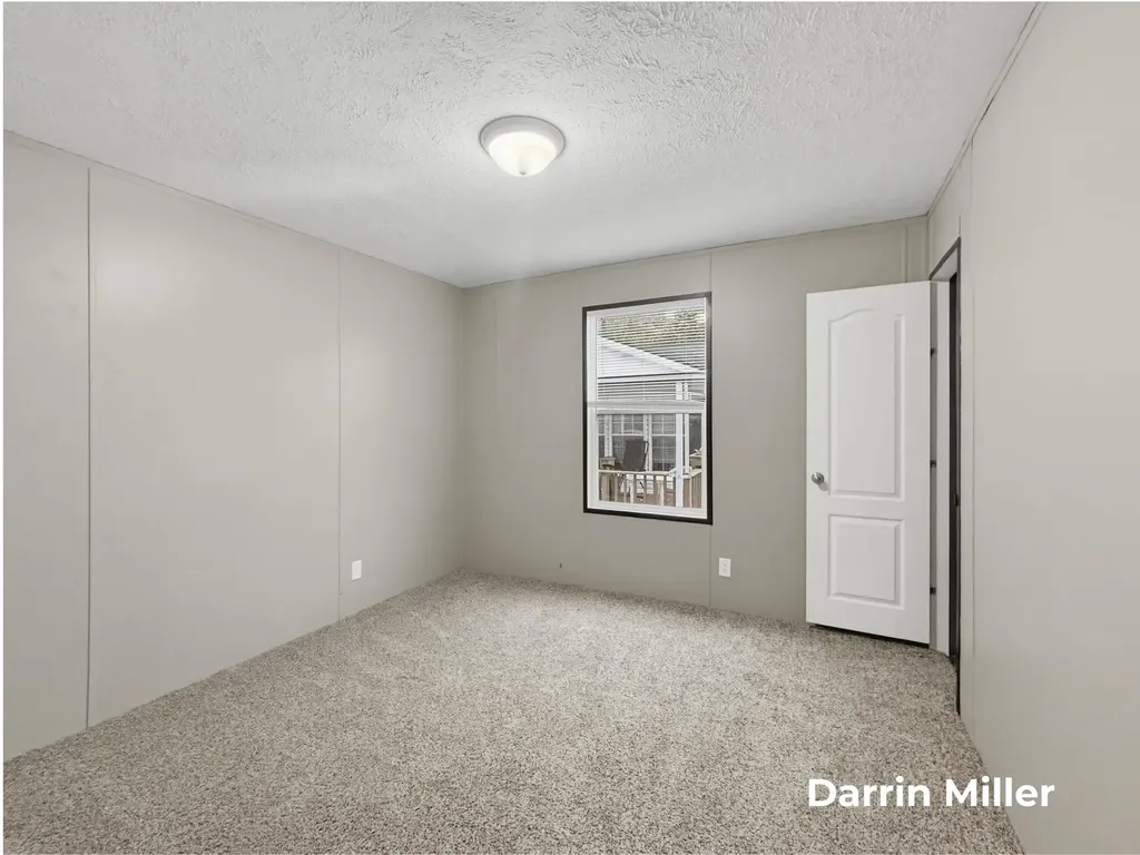 1436 Sarnia Street Muskegon City MI 49444