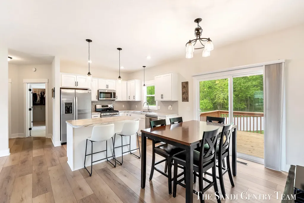 10775 Lance Avenue Allendale Charter Township MI 49401