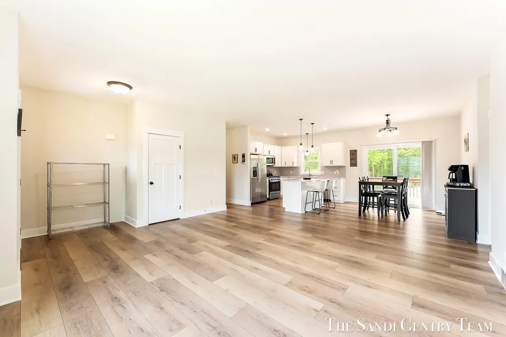10775 Lance Avenue Allendale Charter Township MI 49401