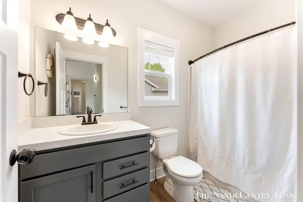 10775 Lance Avenue Allendale Charter Township MI 49401