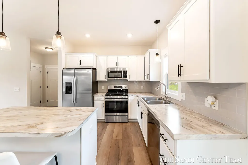 10775 Lance Avenue Allendale Charter Township MI 49401