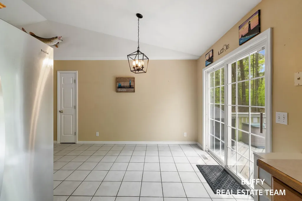 15892 Groesbeck Street Grand Haven Charter Township MI 49417