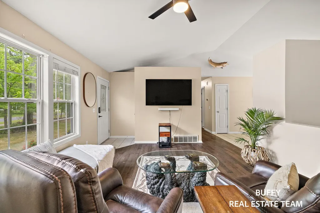 15892 Groesbeck Street Grand Haven Charter Township MI 49417