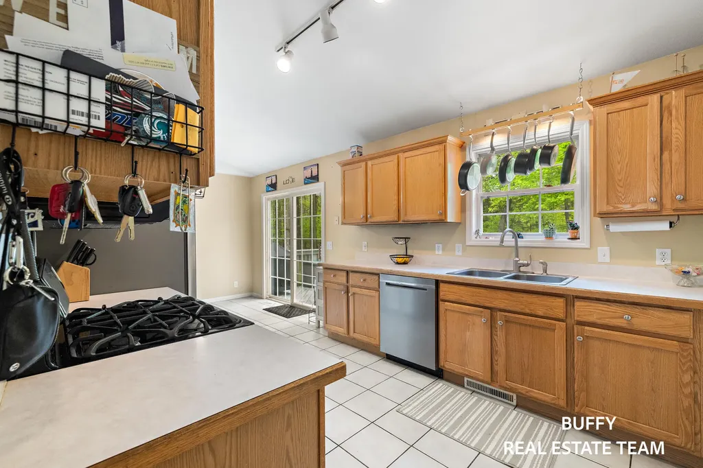 15892 Groesbeck Street Grand Haven Charter Township MI 49417