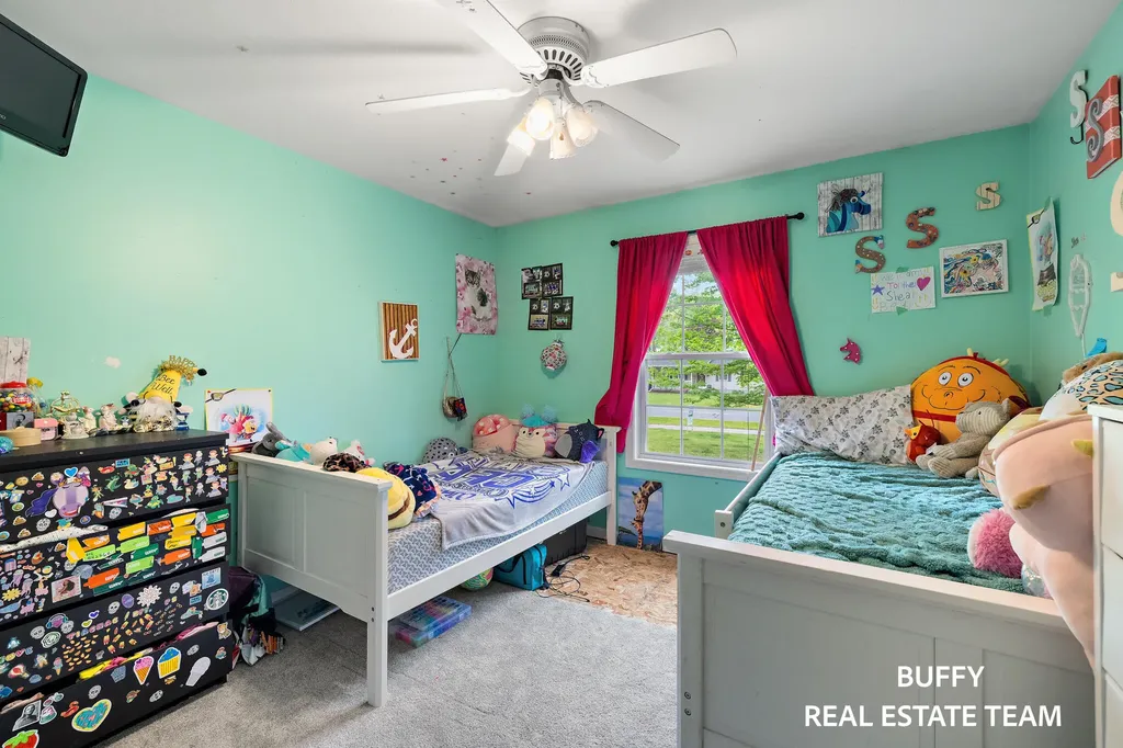 15892 Groesbeck Street Grand Haven Charter Township MI 49417