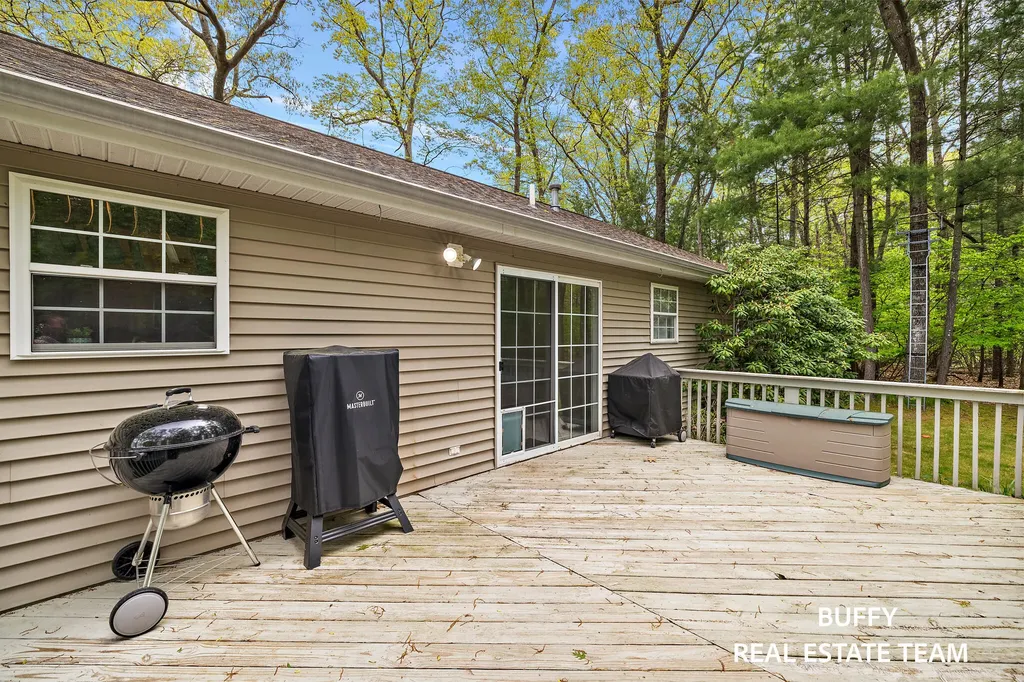 15892 Groesbeck Street Grand Haven Charter Township MI 49417