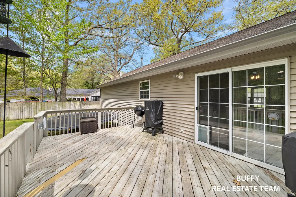 15892 Groesbeck Street Grand Haven Charter Township MI 49417
