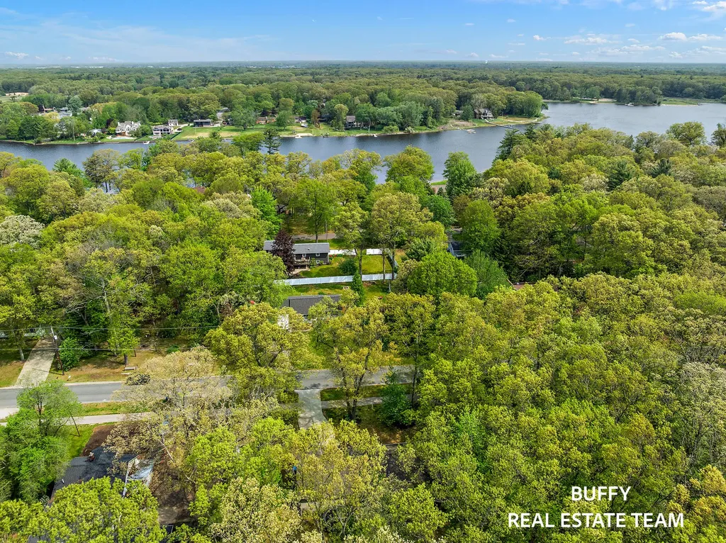 15892 Groesbeck Street Grand Haven Charter Township MI 49417