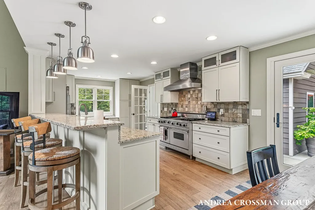 2338 Lakeshore Drive Ganges Township MI 49408