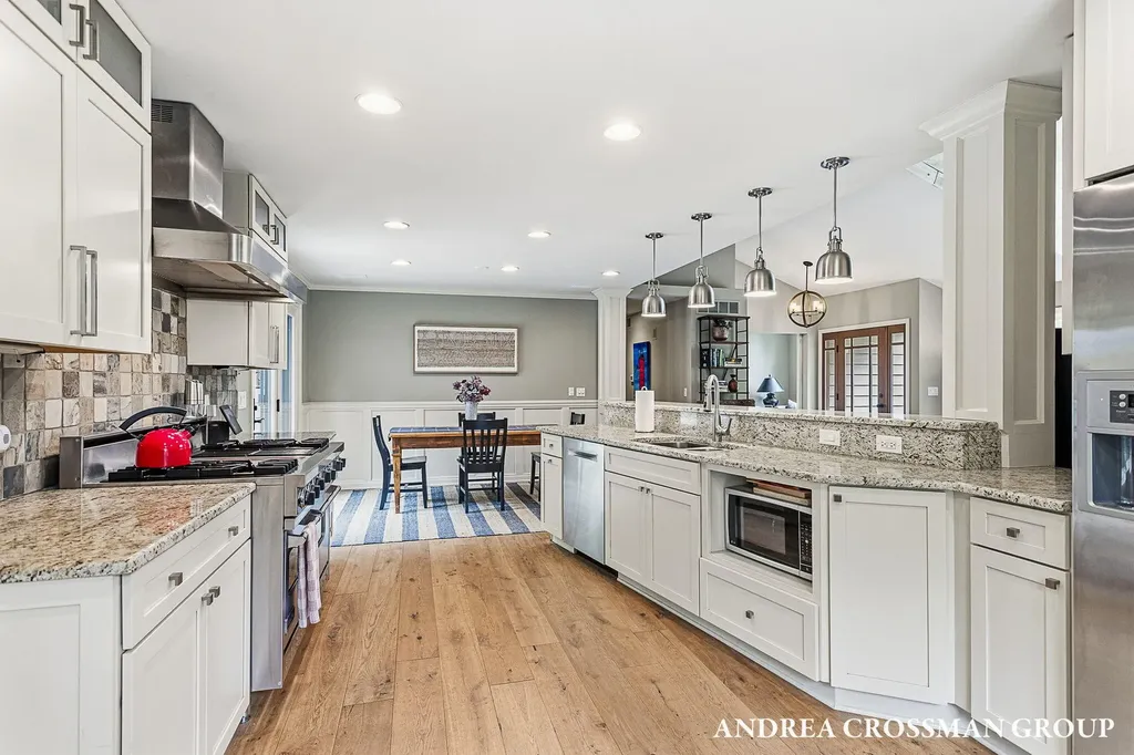 2338 Lakeshore Drive Ganges Township MI 49408