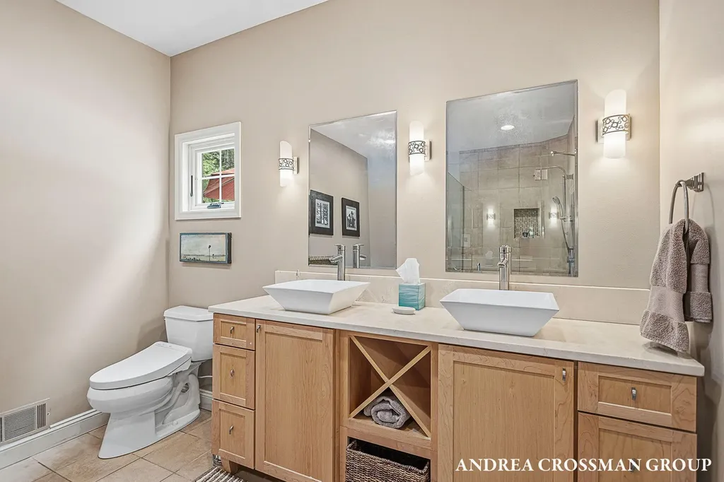 2338 Lakeshore Drive Ganges Township MI 49408