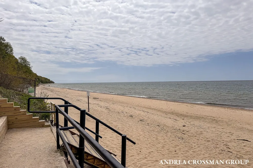 2338 Lakeshore Drive Ganges Township MI 49408