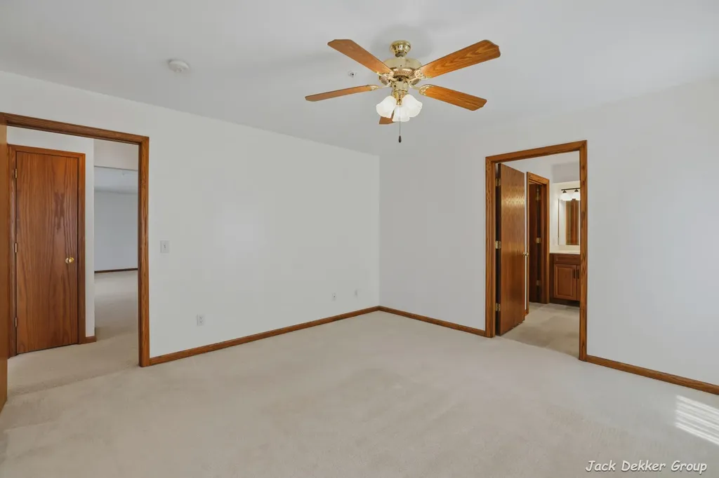 3153 E Crystal Waters Drive Holland Charter Township MI 49424