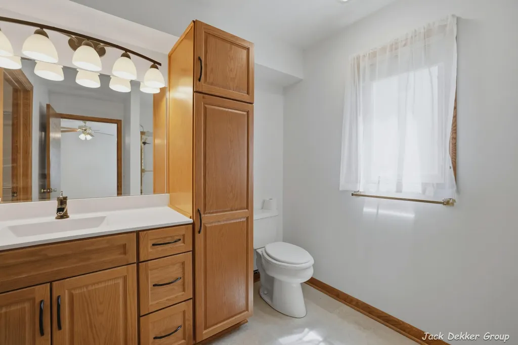 3153 E Crystal Waters Drive Holland Charter Township MI 49424